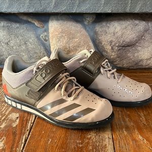 Adidas Power Lift shoes 10.5
